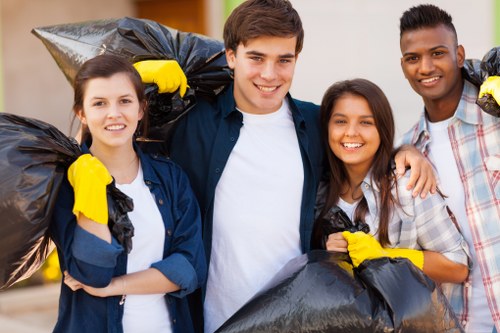 Professional flat clearance process in Camdentown